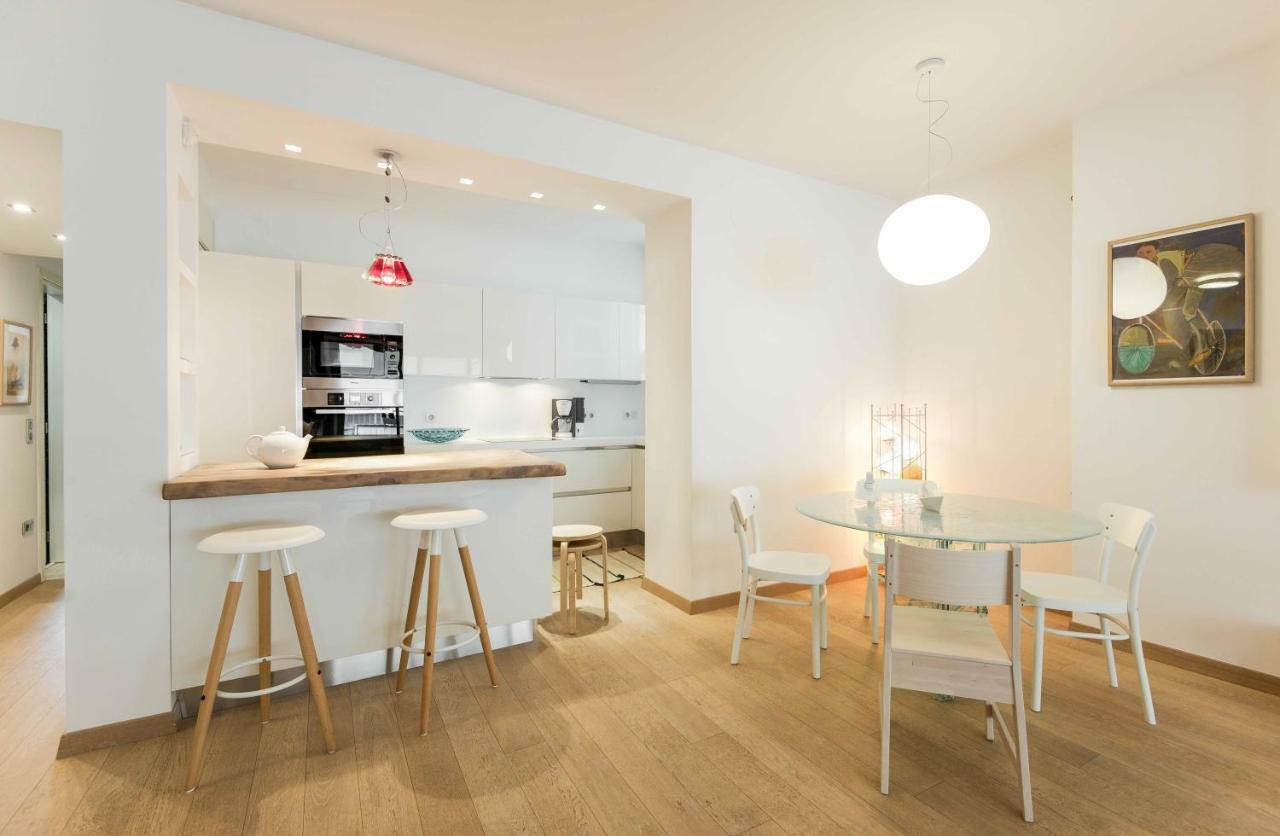 Stylish 3-Bedroom Apartment & Terrace Szaloniki Kültér fotó