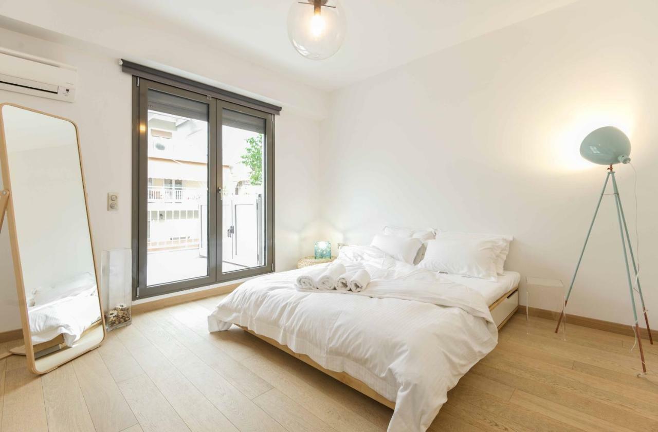 Stylish 3-Bedroom Apartment & Terrace Szaloniki Kültér fotó
