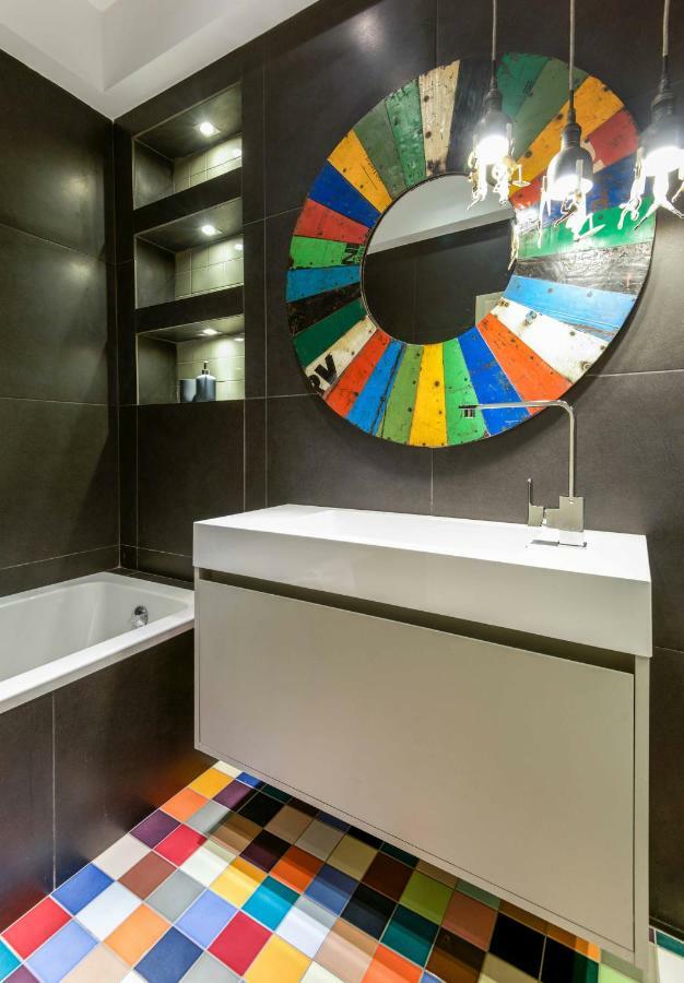 Stylish 3-Bedroom Apartment & Terrace Szaloniki Kültér fotó